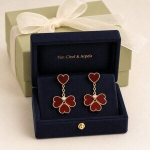 Van Cleef & Arpels Elegant Signature Earrings Style 5 | New with Box